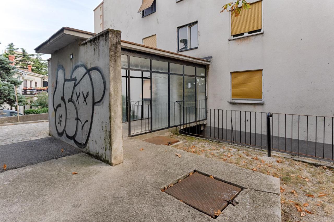 Two Bedroom Apartment Paris Rijeka Exterior photo